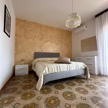 Greta Apartment *