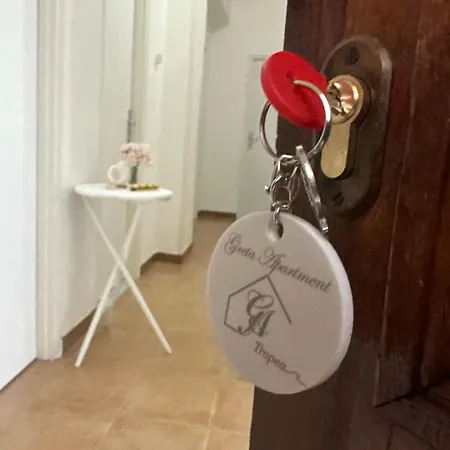 Greta Apartment *